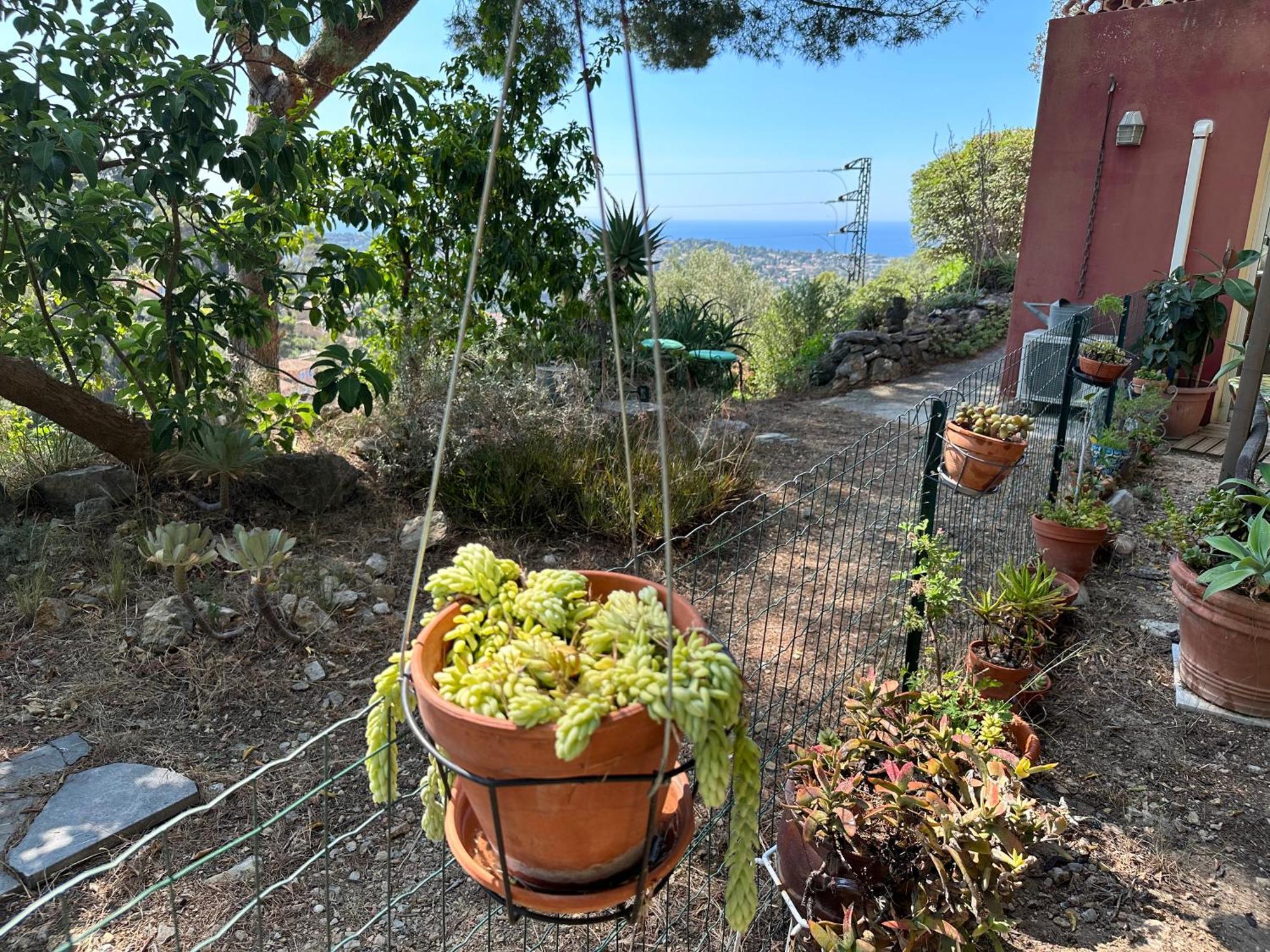 Ferienhaus Maison Independante Vue Au Coeur De La Nature Toulon