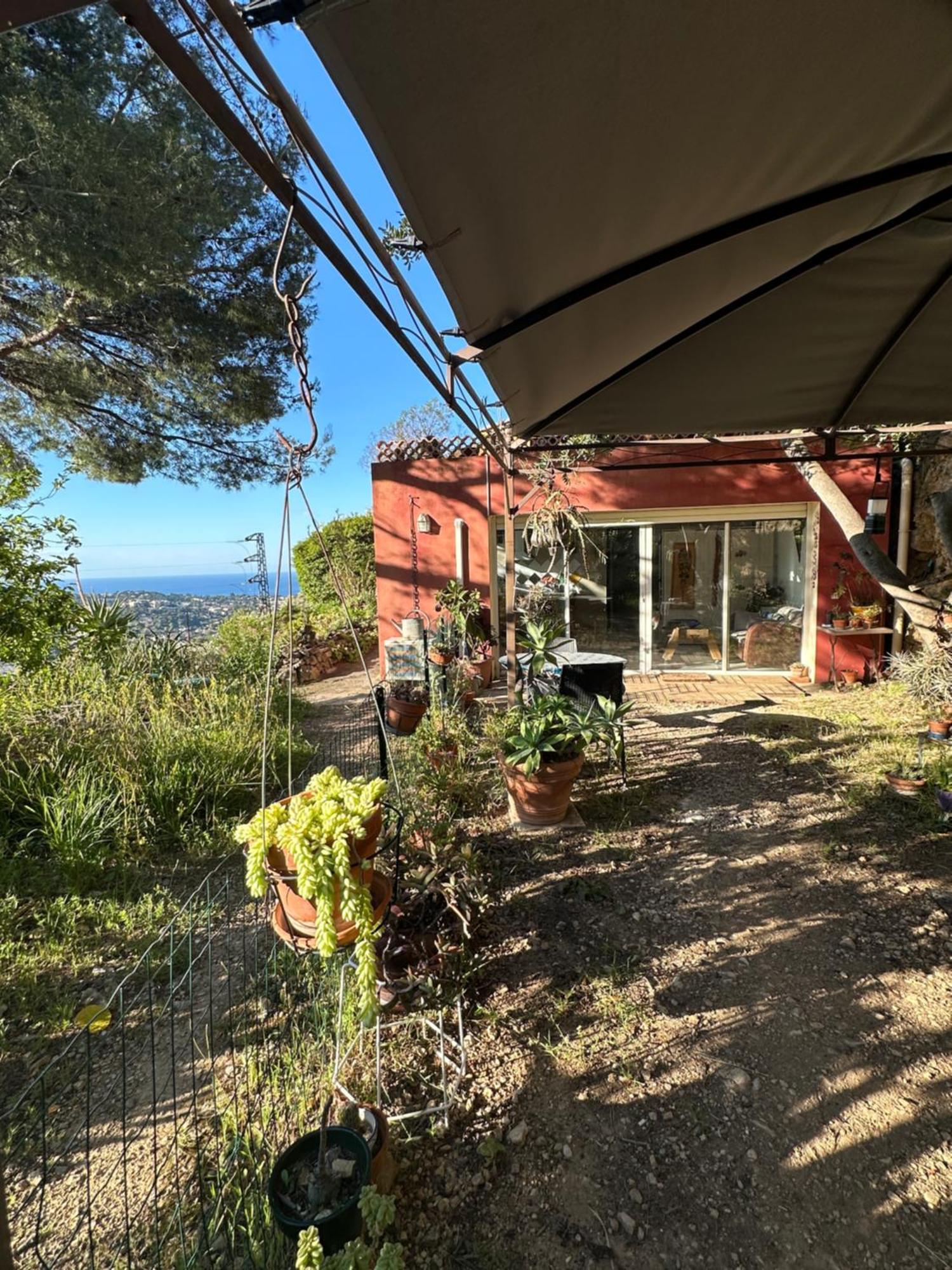 Maison Independante Vue Au Coeur De La Nature Hébergement de vacances Toulon